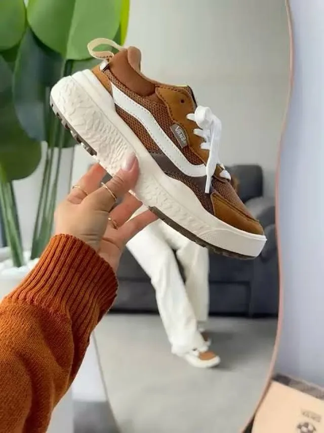 Tênis Caramelo Solado Alto